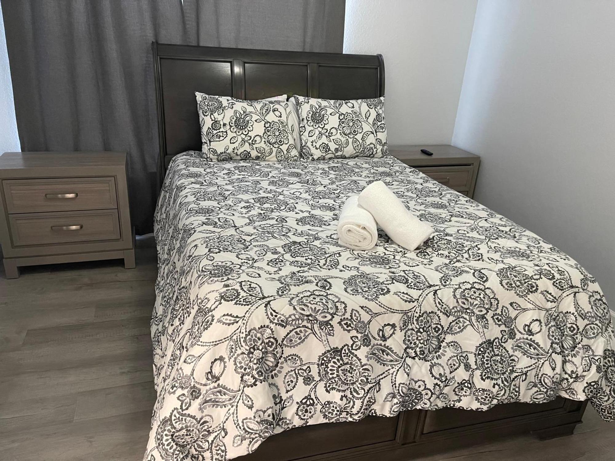 Apartment Sweet Near Disneyland