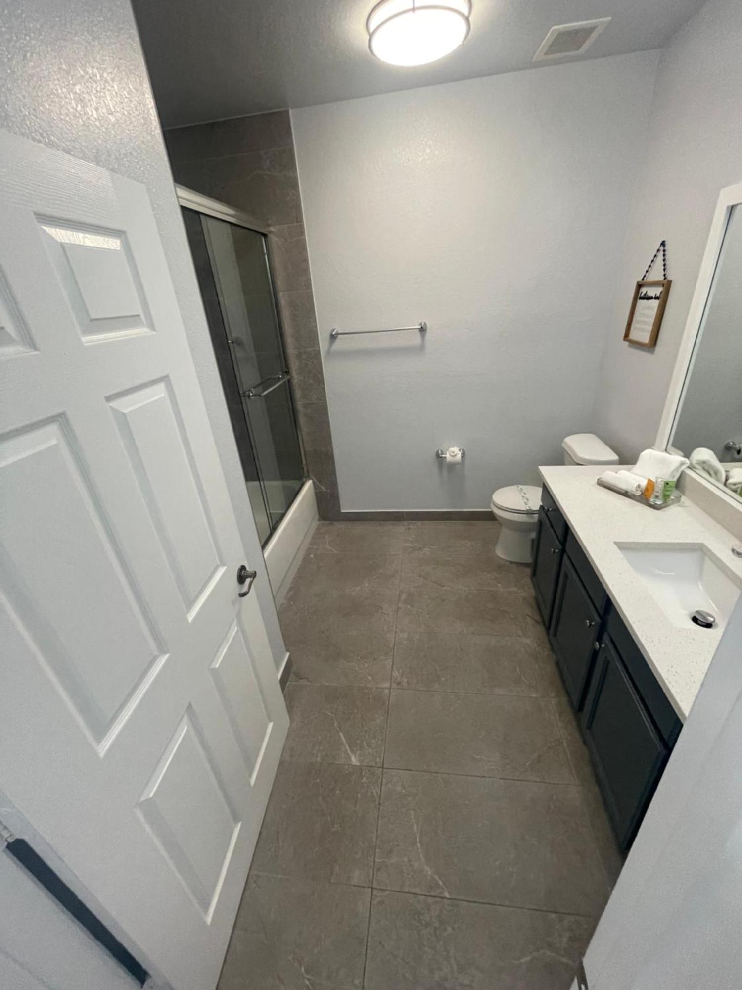 Apartment Sweet Near Disneyland *